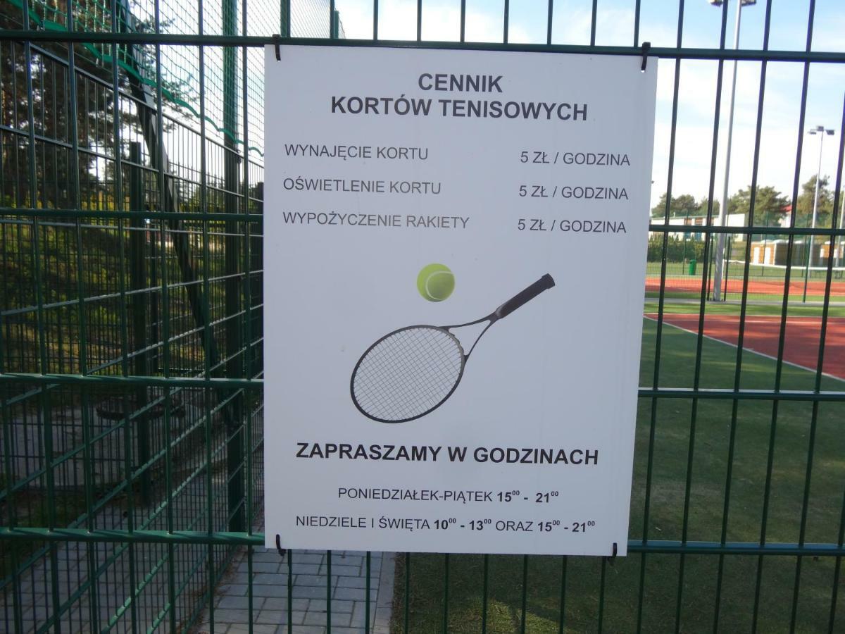 ホテルDom Turysty "Tramp" Bukowno エクステリア 写真